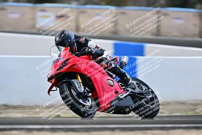 media/Apr-18-2025-TrackDaz (Fri) [[45f5874c44]]/B Group/Session 4 (Turn 6 - Outside)/